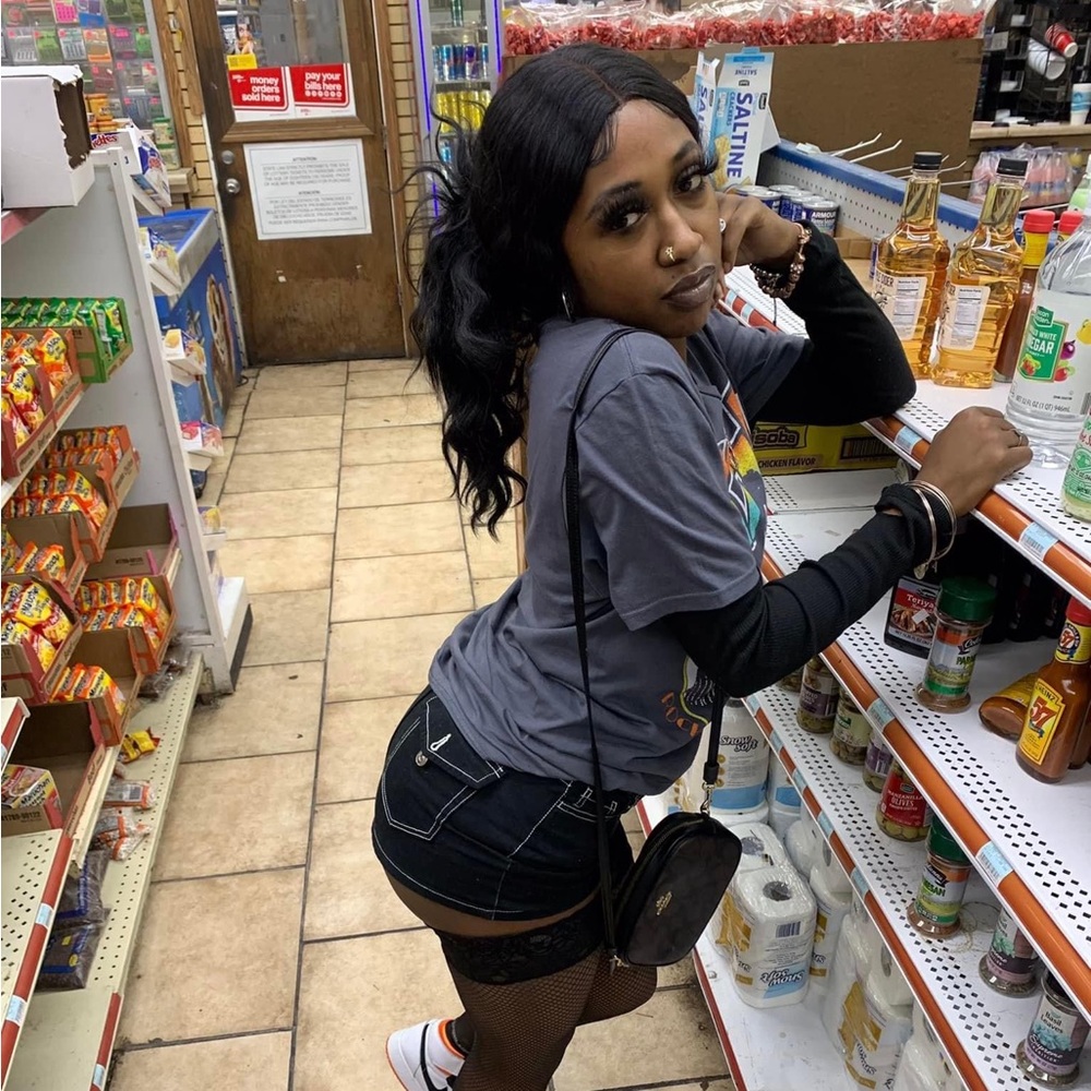 Meet your Posher, Cali